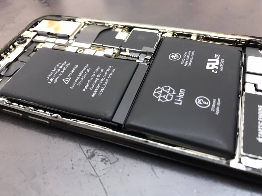 iPhoneXバッテリー膨張